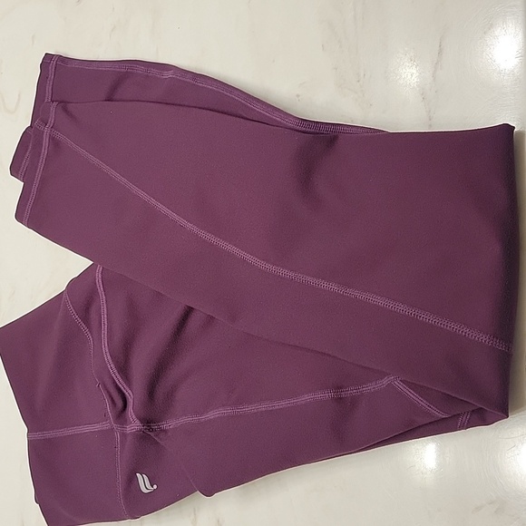 Fabletics Burgundy Pure Lux athletic pants Small - Picture 11 of 11